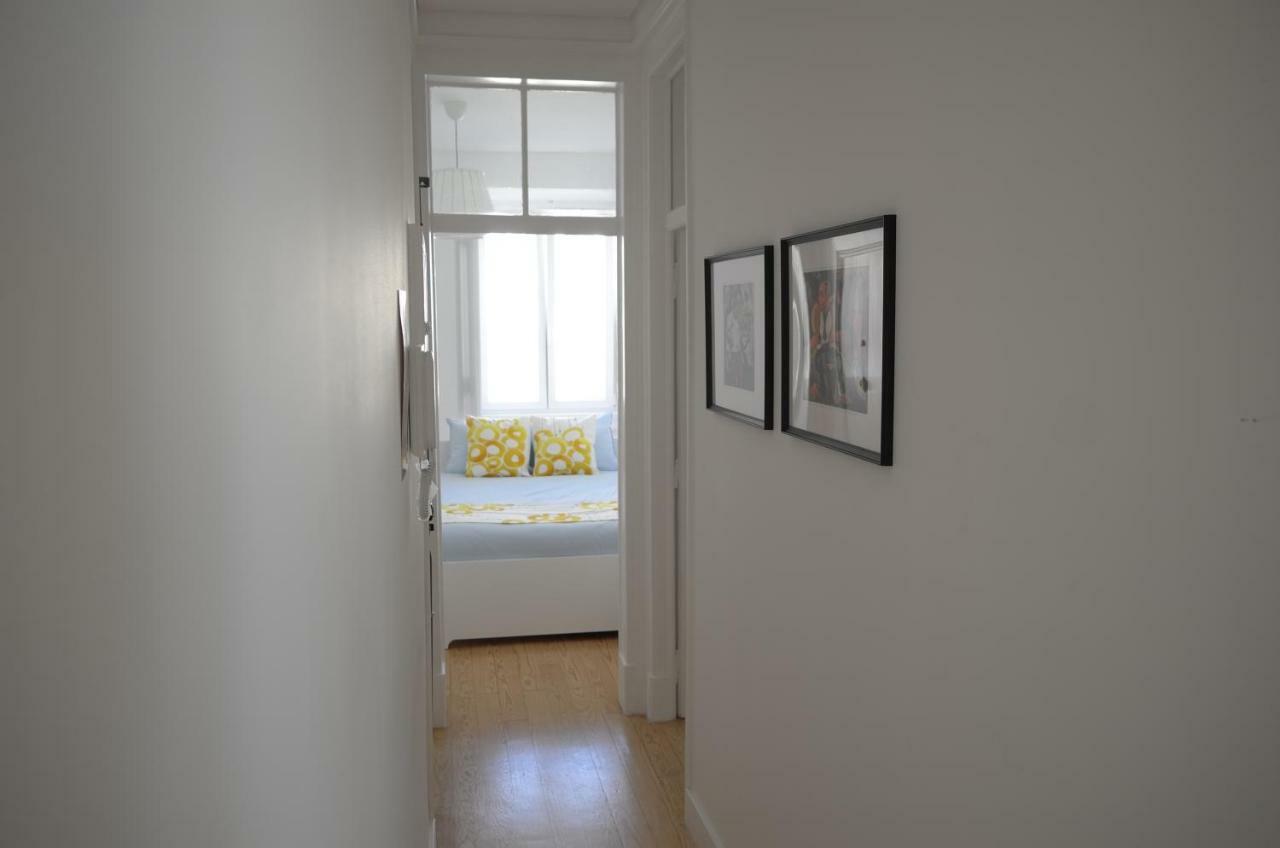 Double Suite By The Ocean Paco de Arcos Bagian luar foto