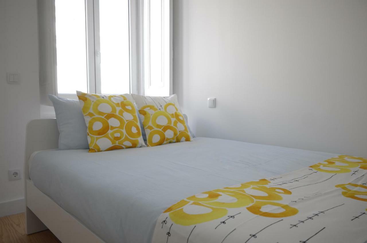 Double Suite By The Ocean Paco de Arcos Bagian luar foto